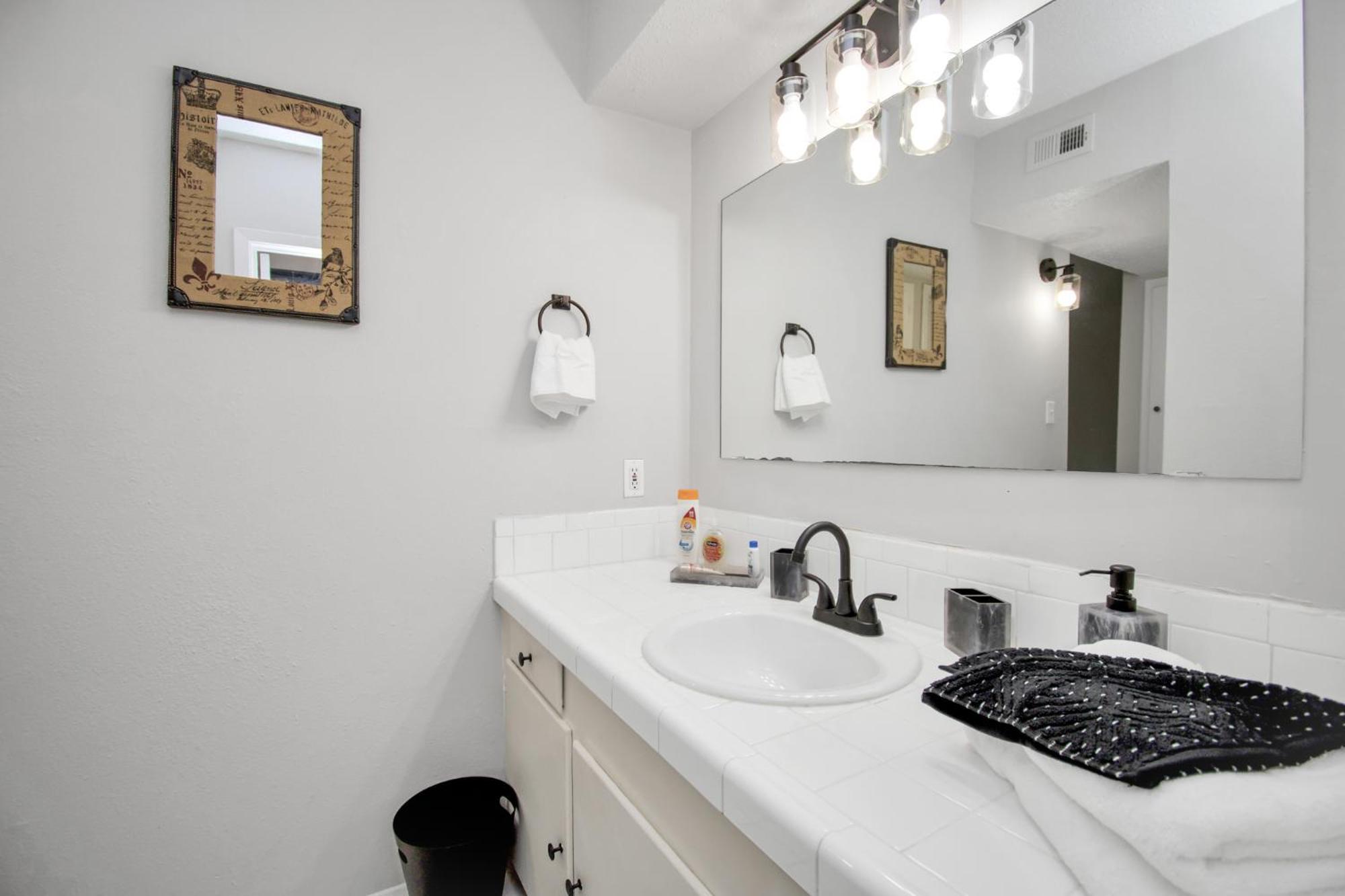 Unique Heights 1Br Apt Sleeps 4 Leilighet Houston Eksteriør bilde